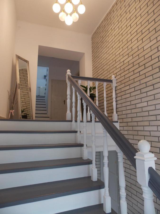 Eden Villa Apartmanhaz บาลาตอนฟือเรด ภายนอก รูปภาพ