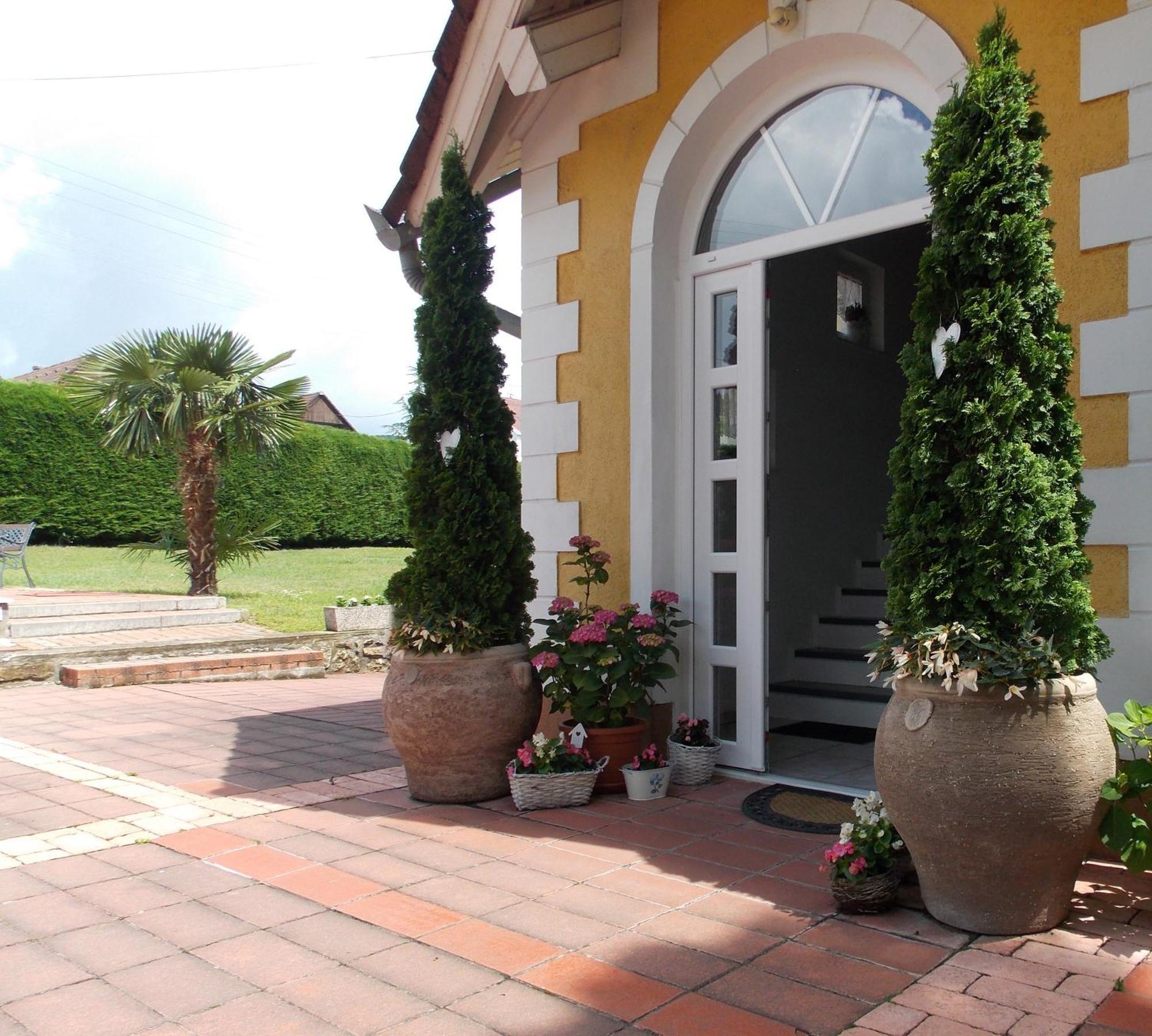 Eden Villa Apartmanhaz บาลาตอนฟือเรด ภายนอก รูปภาพ