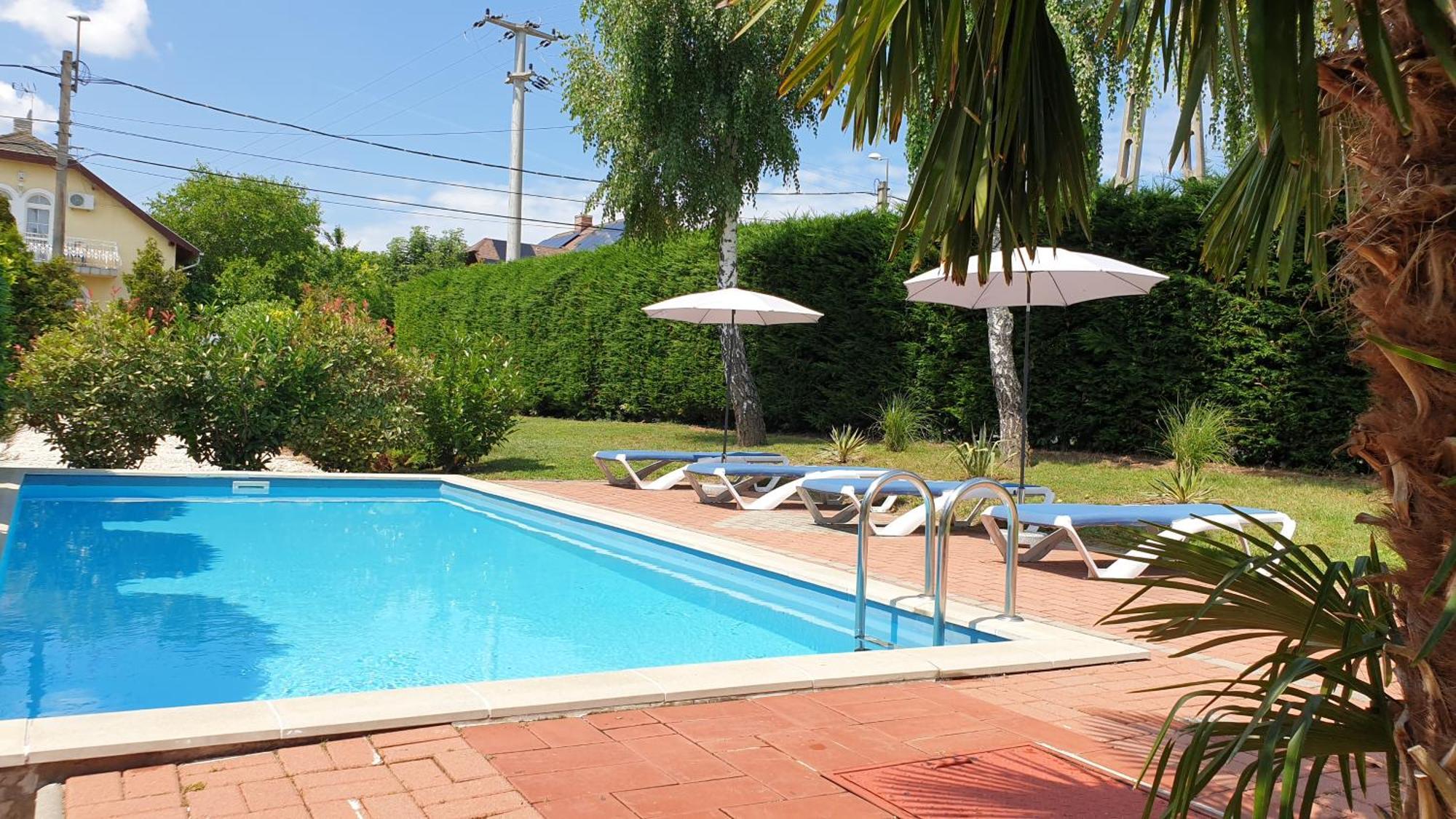 Eden Villa Apartmanhaz บาลาตอนฟือเรด ภายนอก รูปภาพ