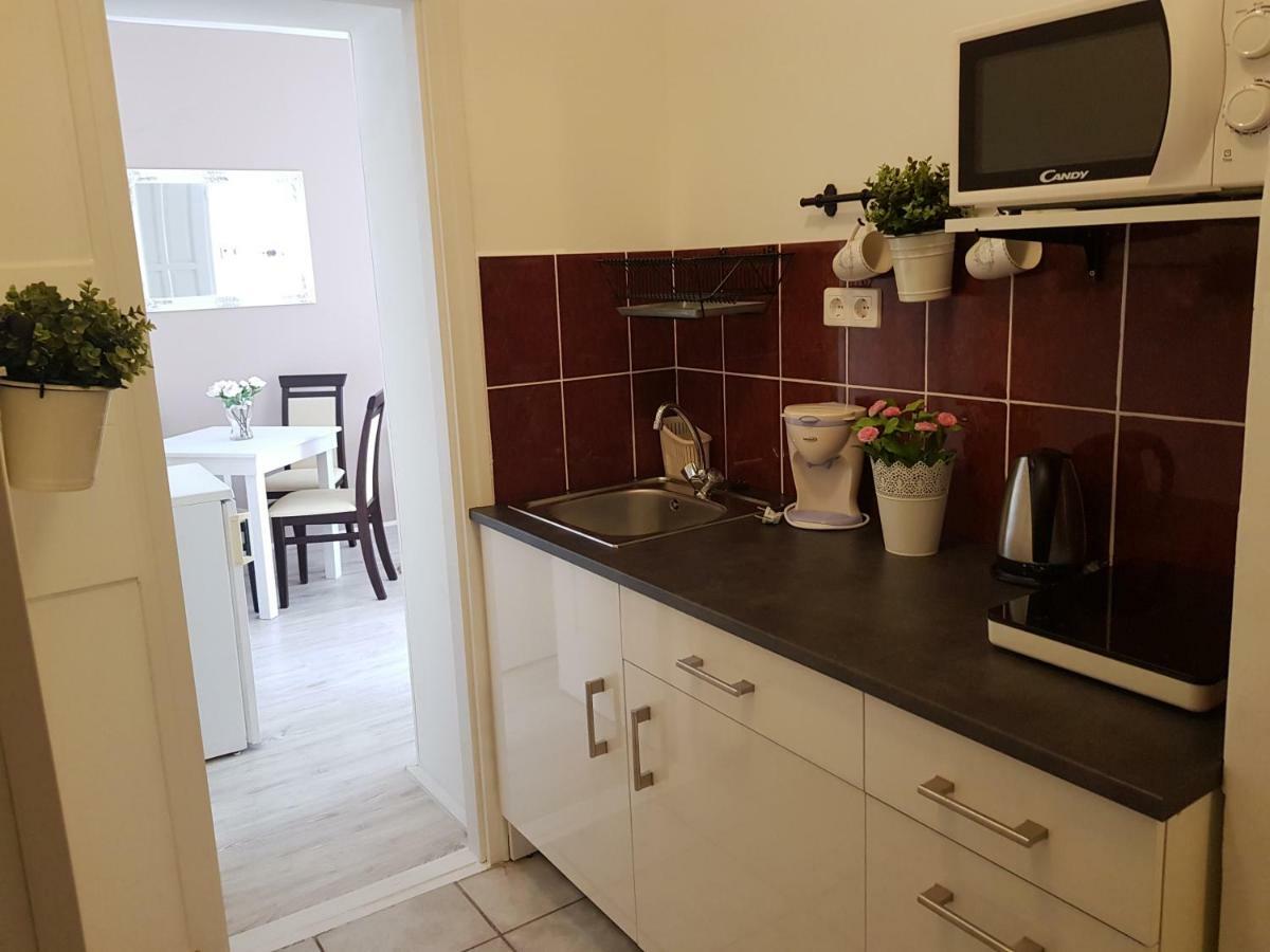 Eden Villa Apartmanhaz บาลาตอนฟือเรด ภายนอก รูปภาพ