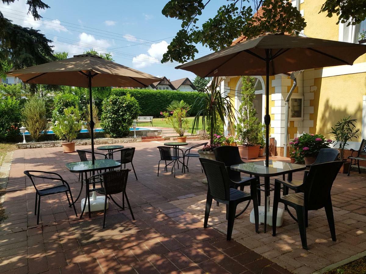Eden Villa Apartmanhaz บาลาตอนฟือเรด ภายนอก รูปภาพ